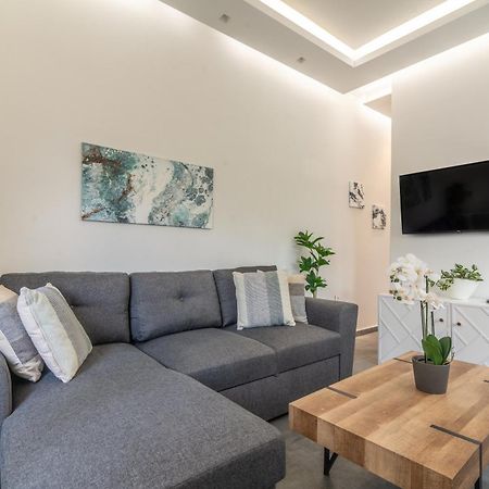 Misty Grey Apartment Near City Centre Heraklion Zewnętrze zdjęcie