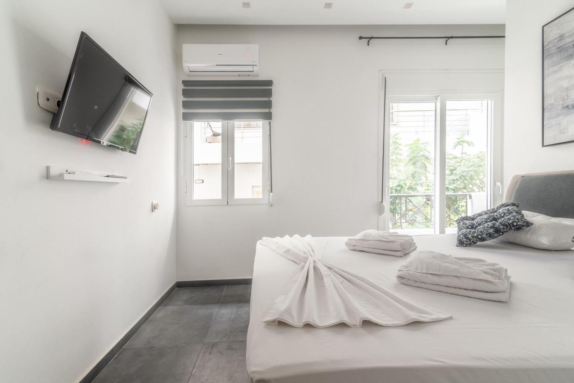 Misty Grey Apartment Near City Centre Heraklion Zewnętrze zdjęcie